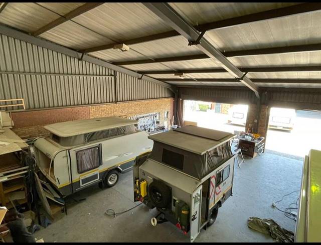 INDUSTRIAL PROPERTY TO RENT IN HENNOPSPARK